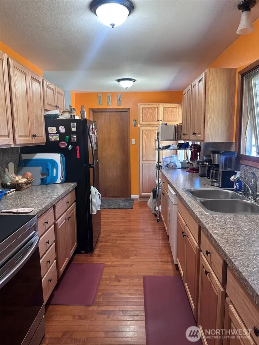 Property photo for 380 Evergreen Loop, Forks photo 12