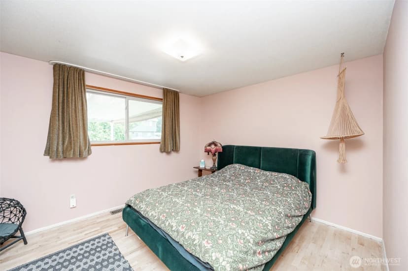 Property photo for 9116 121st Street Sw, Lakewood photo 10