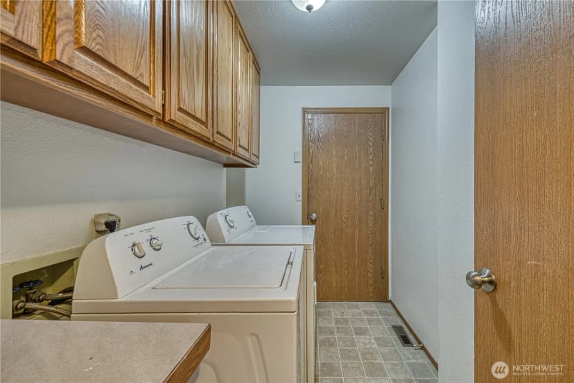 Property photo for 2728 Sylvan Drive W, University Place photo 23
