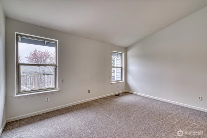 Property photo for 2728 Sylvan Drive W, University Place photo 11