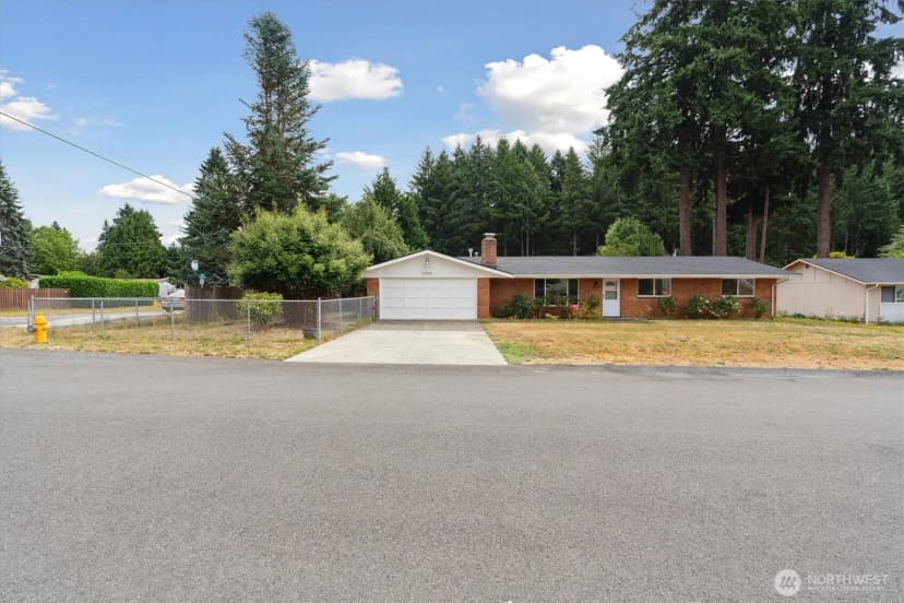 Property photo for 2598 25th Loop Se, Lacey photo 2