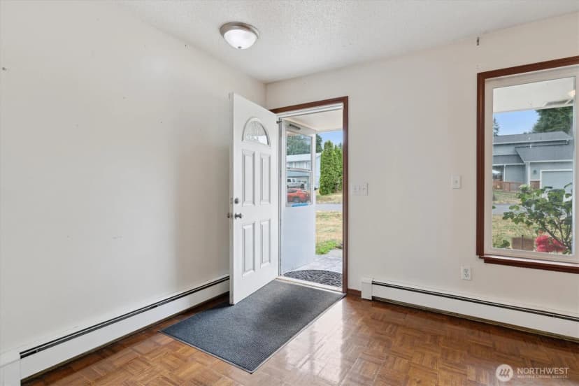 Property photo for 2598 25th Loop Se, Lacey photo 5