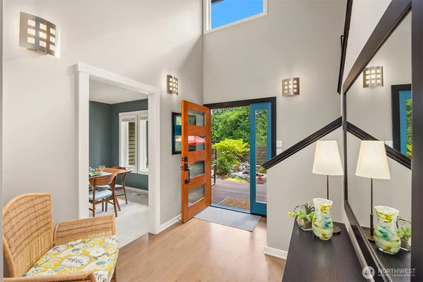 Property photo for 12168 Viewcrest Place Ne, Bainbridge Island photo 20