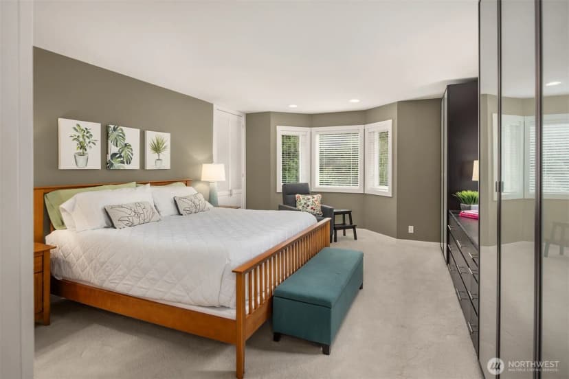 Property photo for 12168 Viewcrest Place Ne, Bainbridge Island photo 25