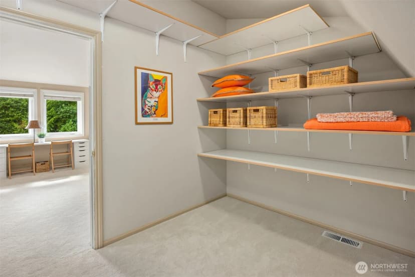 Property photo for 12168 Viewcrest Place Ne, Bainbridge Island photo 32