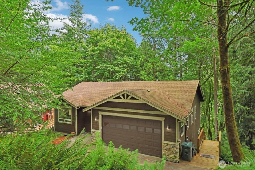 Property photo for 49 Cascade Lane, Bellingham photo 2