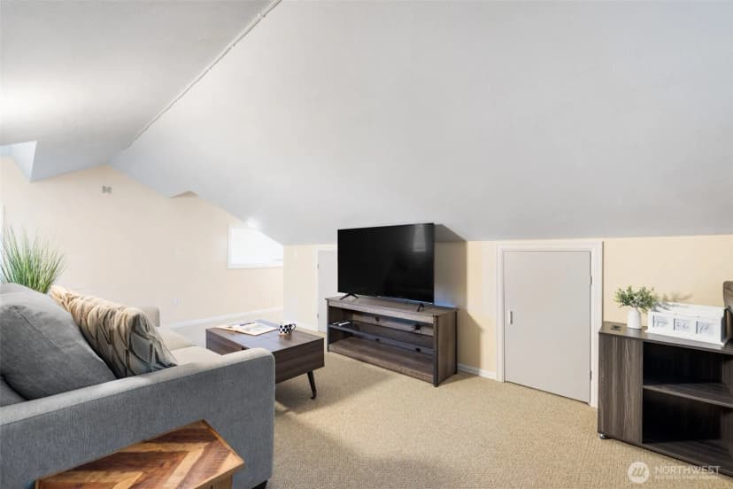 Property photo for 16617 Delano Road Sw, Lakebay photo 23