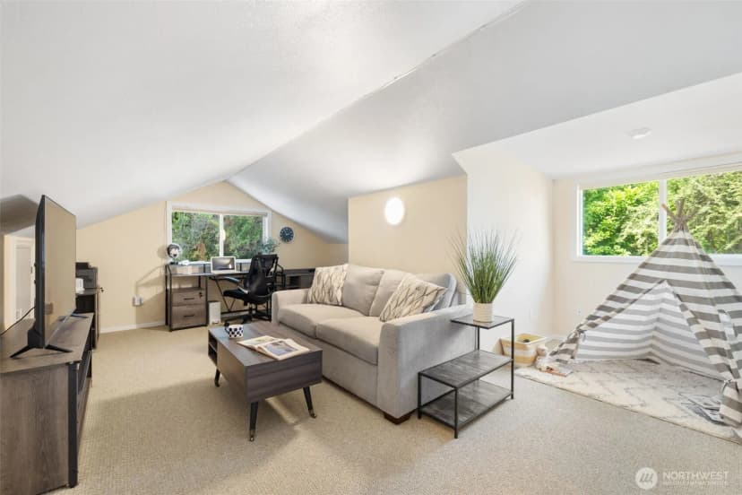 Property photo for 16617 Delano Road Sw, Lakebay photo 22