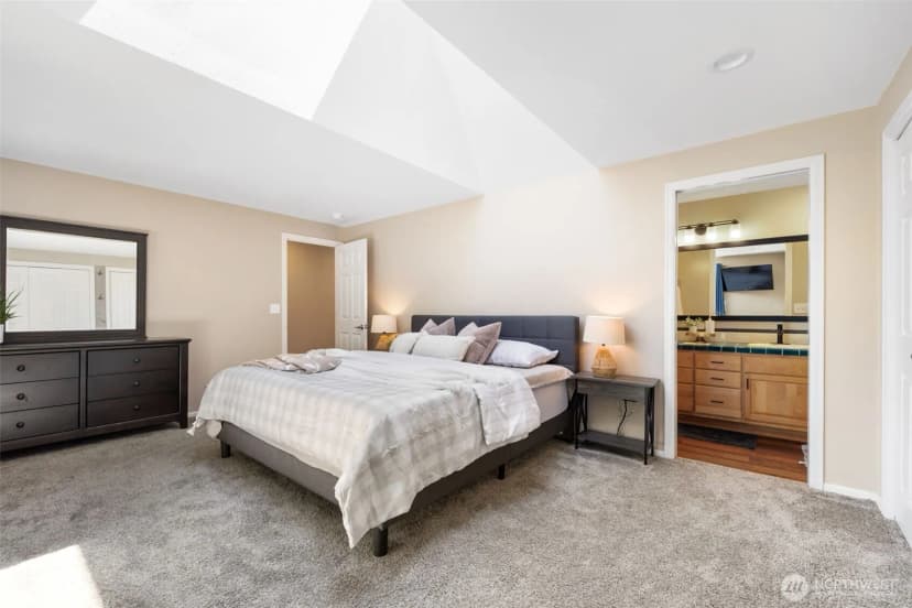 Property photo for 16617 Delano Road Sw, Lakebay photo 16