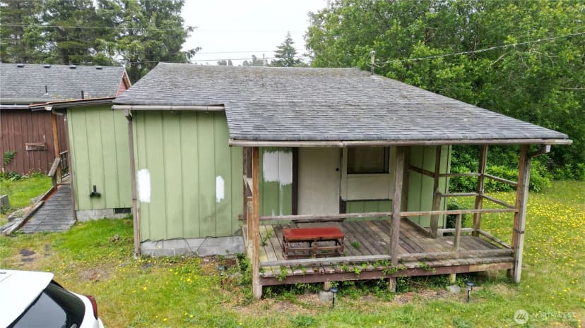 Property photo for 1411 249th Place, Ocean Park photo 2