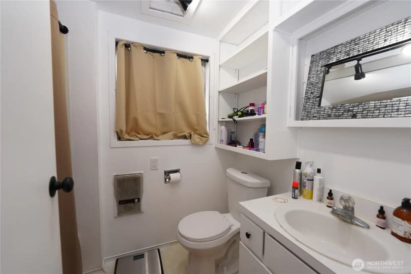 Property photo for 1411 249th Place, Ocean Park photo 18