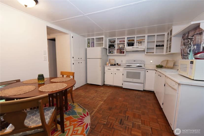 Property photo for 1411 249th Place, Ocean Park photo 23