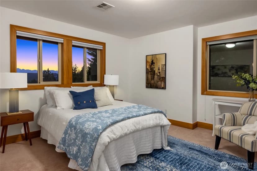 Property photo for 3969 Palomino Drive Ne, Bainbridge Island photo 11