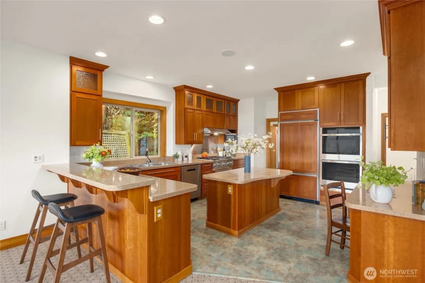 Property photo for 3969 Palomino Drive Ne, Bainbridge Island photo 19
