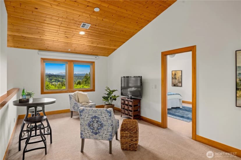 Property photo for 3969 Palomino Drive Ne, Bainbridge Island photo 32