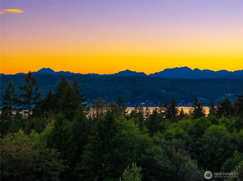 Property photo for 3969 Palomino Drive Ne, Bainbridge Island photo 8