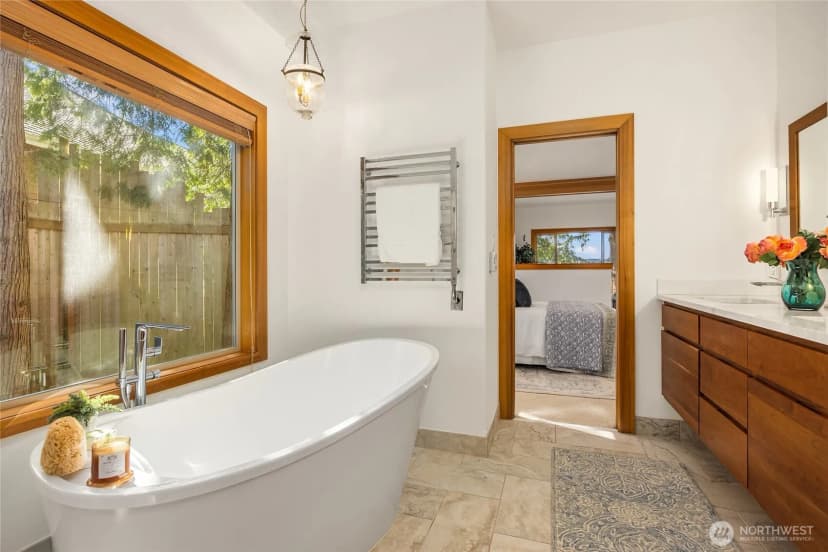 Property photo for 3969 Palomino Drive Ne, Bainbridge Island photo 31