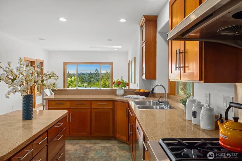 Property photo for 3969 Palomino Drive Ne, Bainbridge Island photo 20