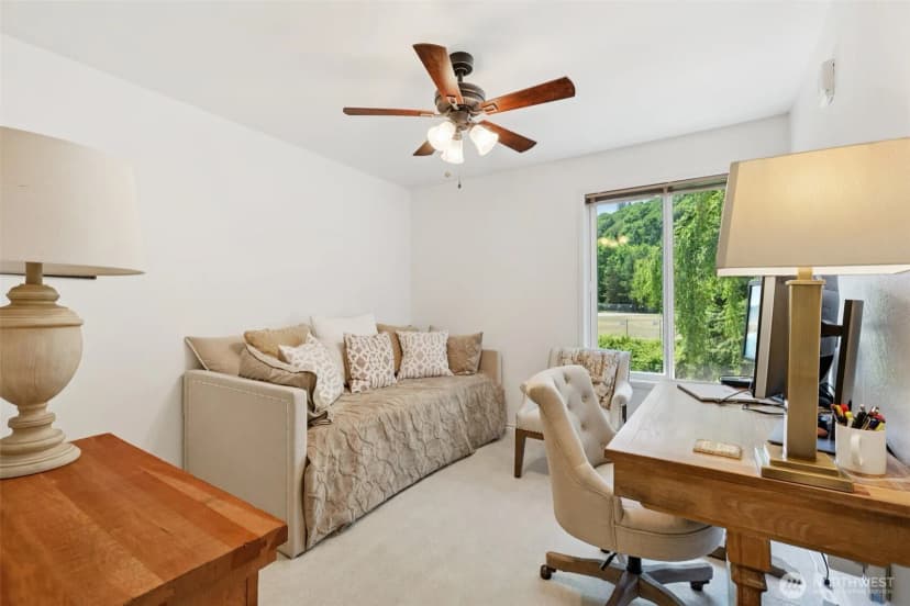 Property photo for 4181 W Lake Sammamish Parkway Se #b301, Bellevue photo 19