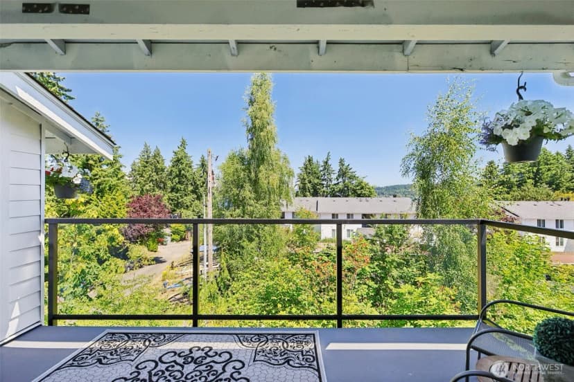Property photo for 4181 W Lake Sammamish Parkway Se #b301, Bellevue photo 23
