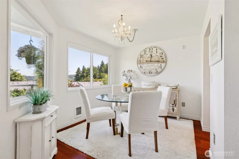 Property photo for 4181 W Lake Sammamish Parkway Se #b301, Bellevue photo 4