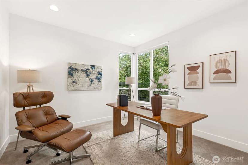Property photo for 8426 Se 37th Street, Mercer Island photo 3