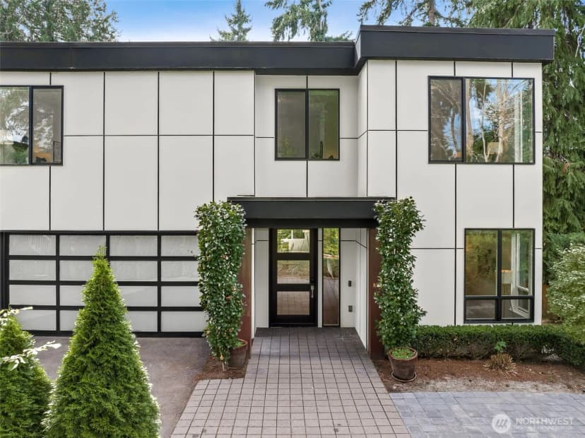 Property photo for 8426 Se 37th Street, Mercer Island