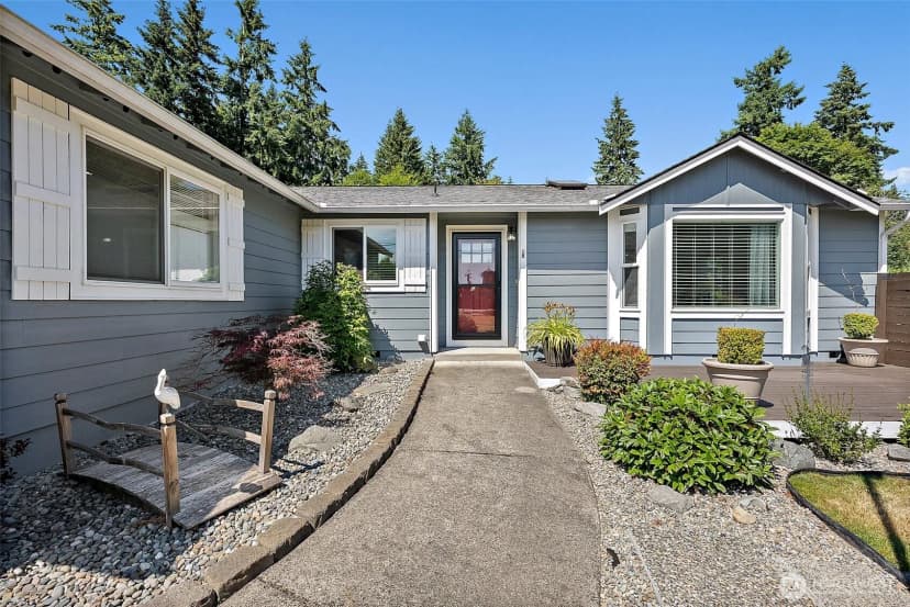 Property photo for 16243 Pleasant Beach Drive Se, Yelm photo 5