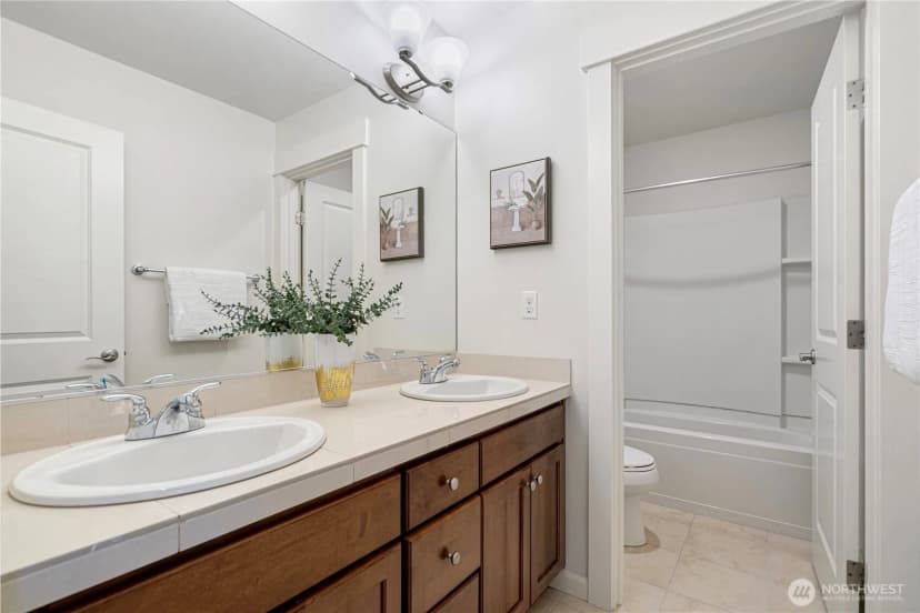Property photo for 4529 185th Place Se, Bothell photo 16