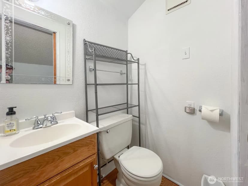 Property photo for 16916 455th Avenue Se, North Bend photo 28