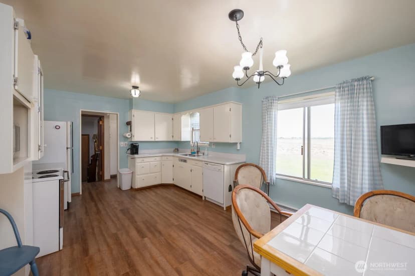 Property photo for 6098 Road E Nw, Ephrata photo 16