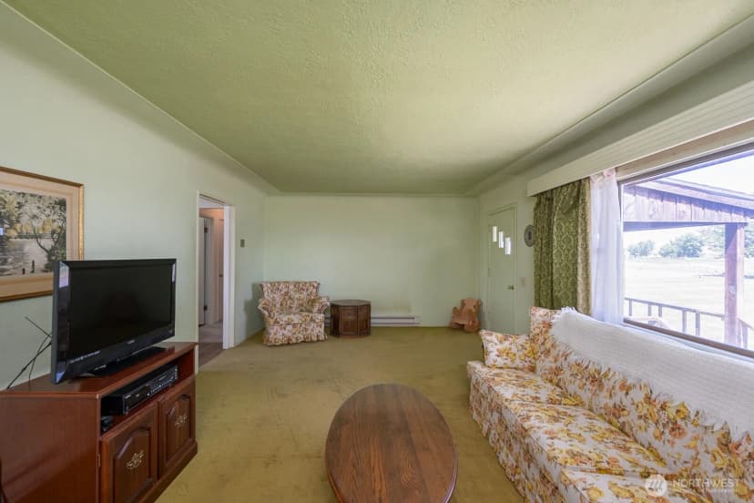 Property photo for 6098 Road E Nw, Ephrata photo 14
