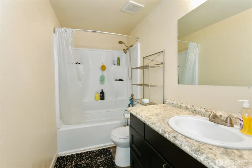 Property photo for 1314 W Yelm Avenue, Yelm photo 18