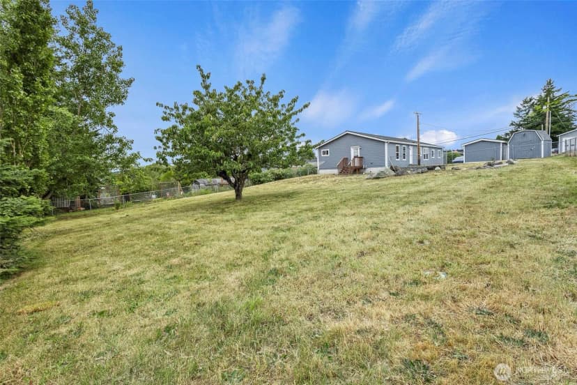Property photo for 1671 Phillip Street, Oak Harbor photo 28
