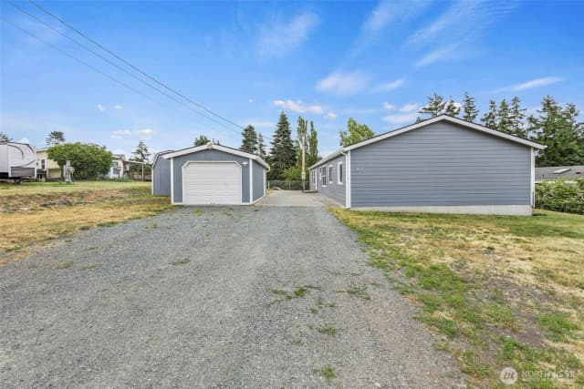 Property photo for 1671 Phillip Street, Oak Harbor photo 3