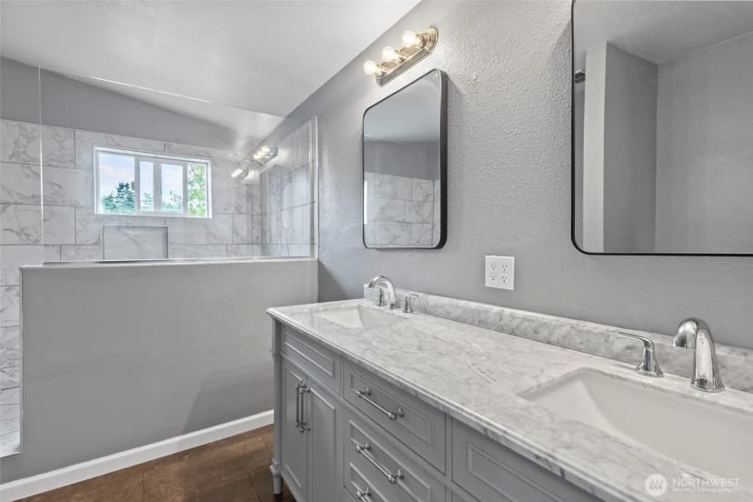 Property photo for 1671 Phillip Street, Oak Harbor photo 17