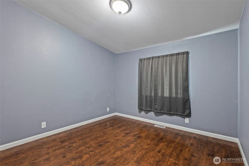 Property photo for 1671 Phillip Street, Oak Harbor photo 23