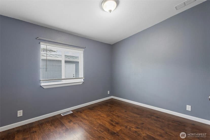 Property photo for 1671 Phillip Street, Oak Harbor photo 25