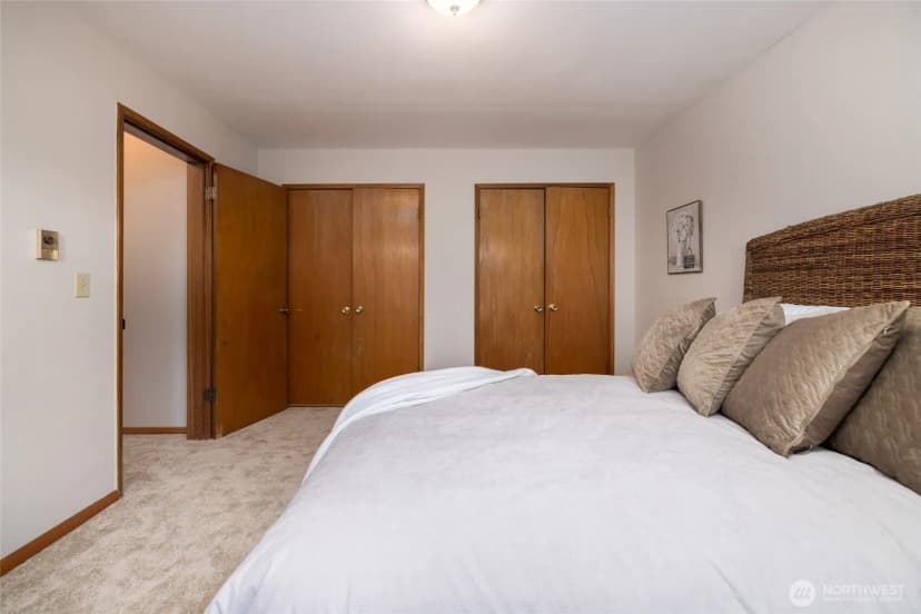 Property photo for 307 Center St, La Conner photo 15