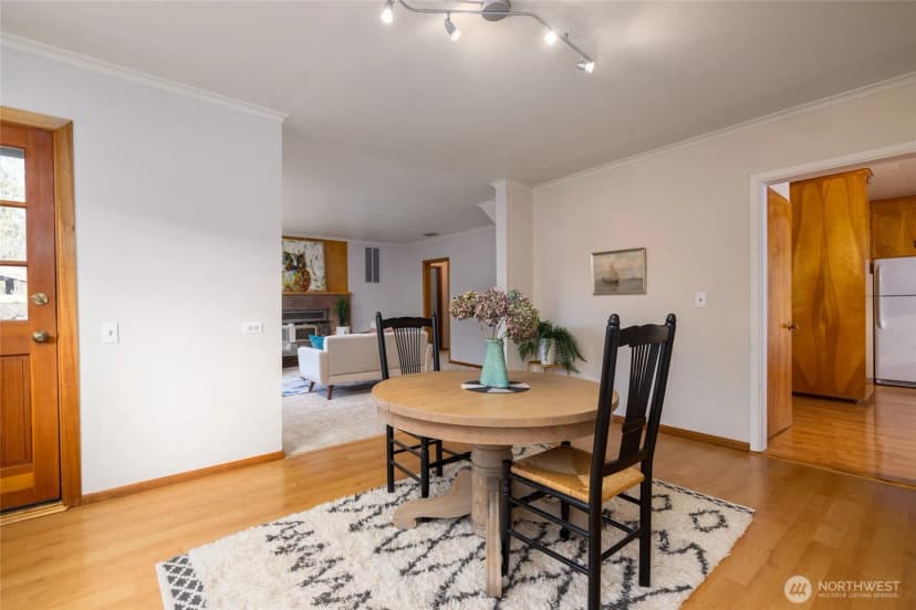 Property photo for 307 Center St, La Conner photo 11