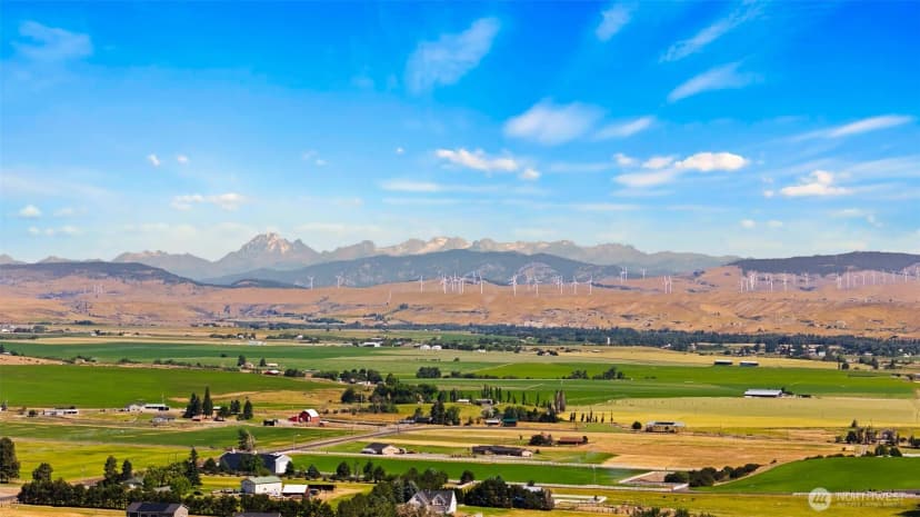 Property photo for 321 Range View Road, Ellensburg photo 39