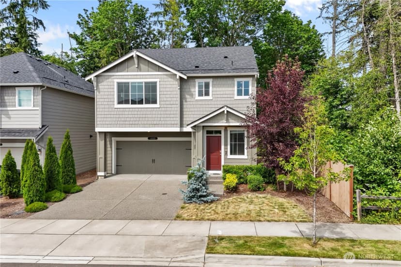 Property photo for 10825 32nd Street Ne, Lake Stevens