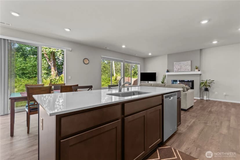 Property photo for 10825 32nd Street Ne, Lake Stevens photo 14