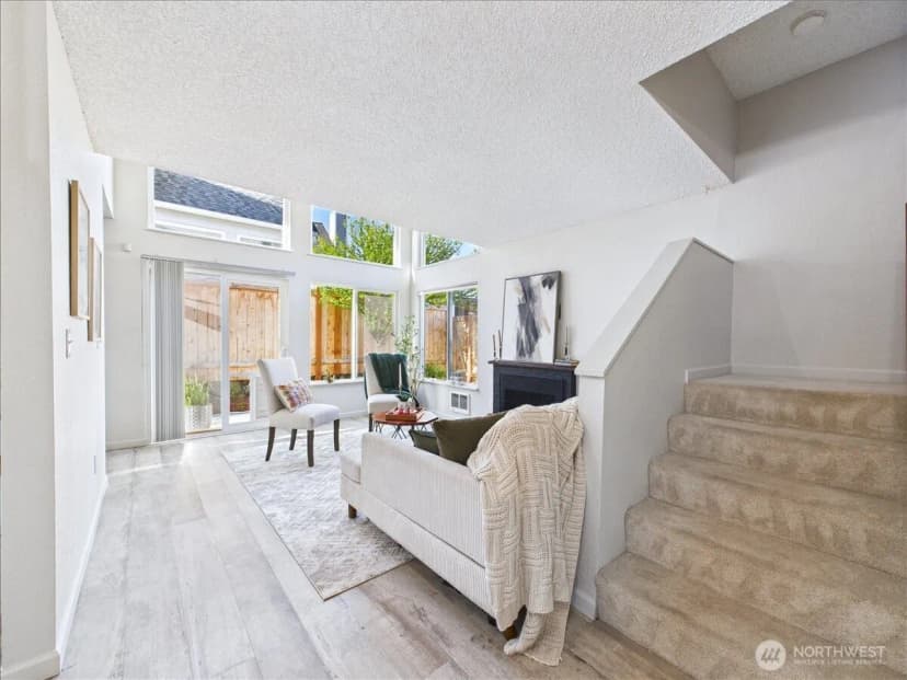 Property photo for 8424 25th Avenue Sw #c, Seattle photo 17
