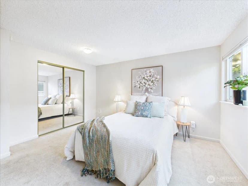 Property photo for 8424 25th Avenue Sw #c, Seattle photo 21