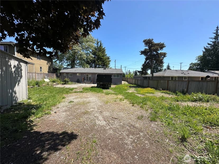 Property photo for 11918 4th Avenue W, Everett photo 11