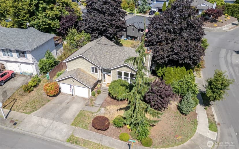 Property photo for 154 Vashon Place Ne, Renton photo 34
