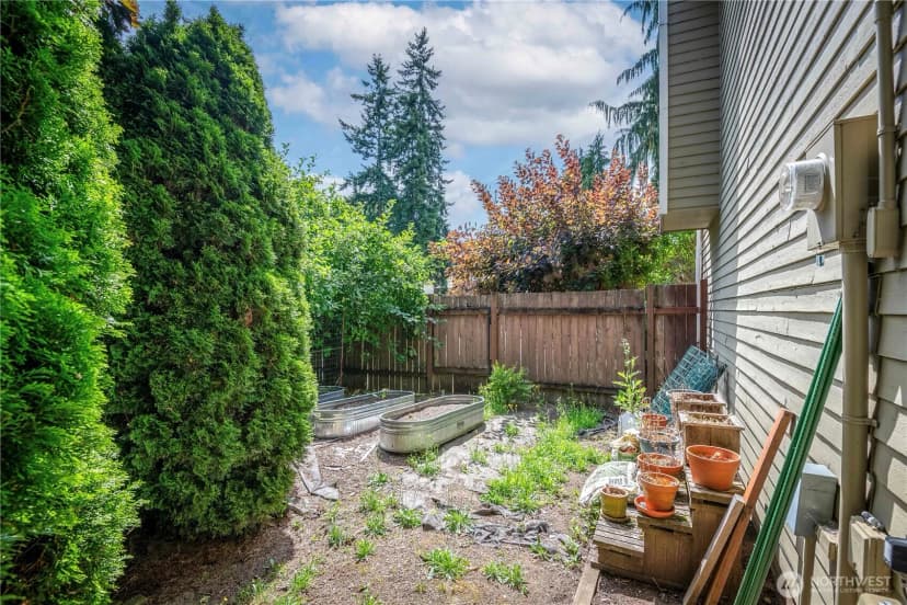 Property photo for 154 Vashon Place Ne, Renton photo 30