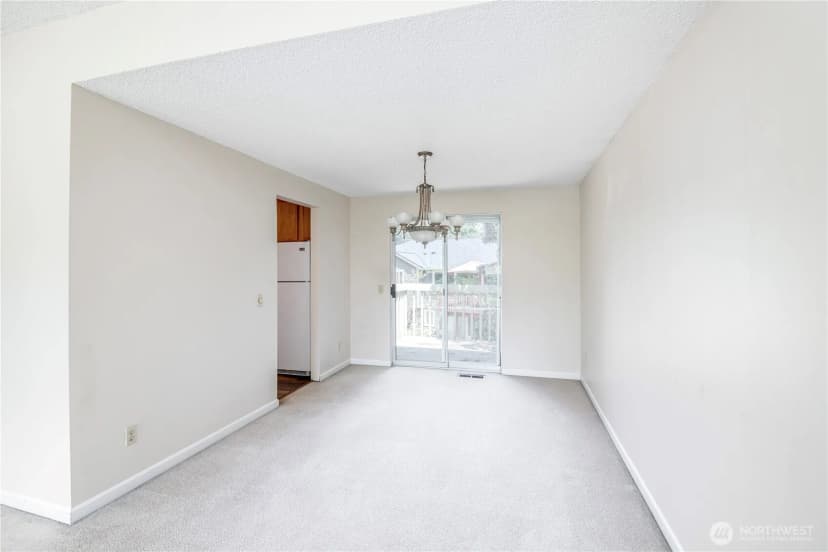 Property photo for 154 Vashon Place Ne, Renton photo 6
