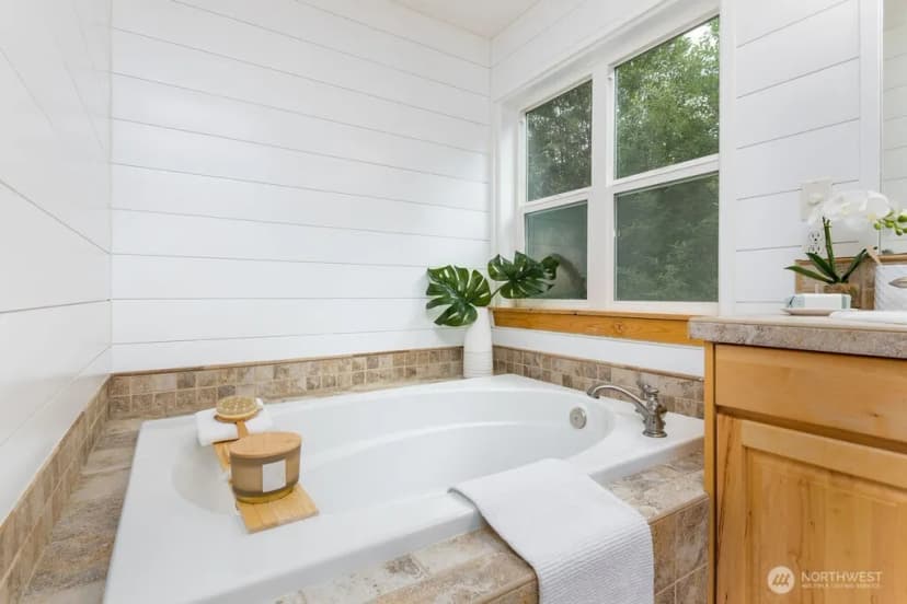 Property photo for 16426 Cedar Falls Road Se, North Bend photo 18